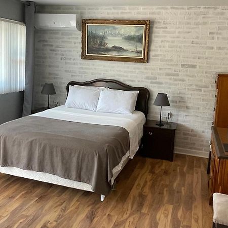 Auberge Restwell Motel Berry Mills Dış mekan fotoğraf