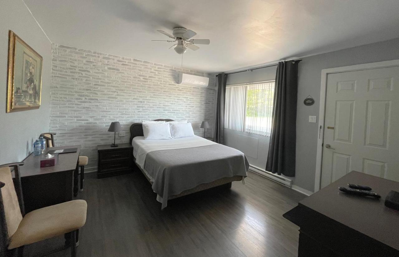 Auberge Restwell Motel Berry Mills Dış mekan fotoğraf