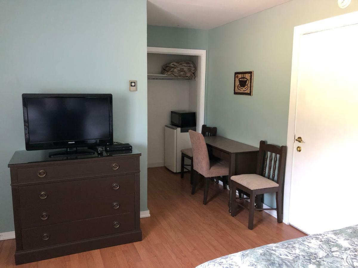 Auberge Restwell Motel Berry Mills Dış mekan fotoğraf