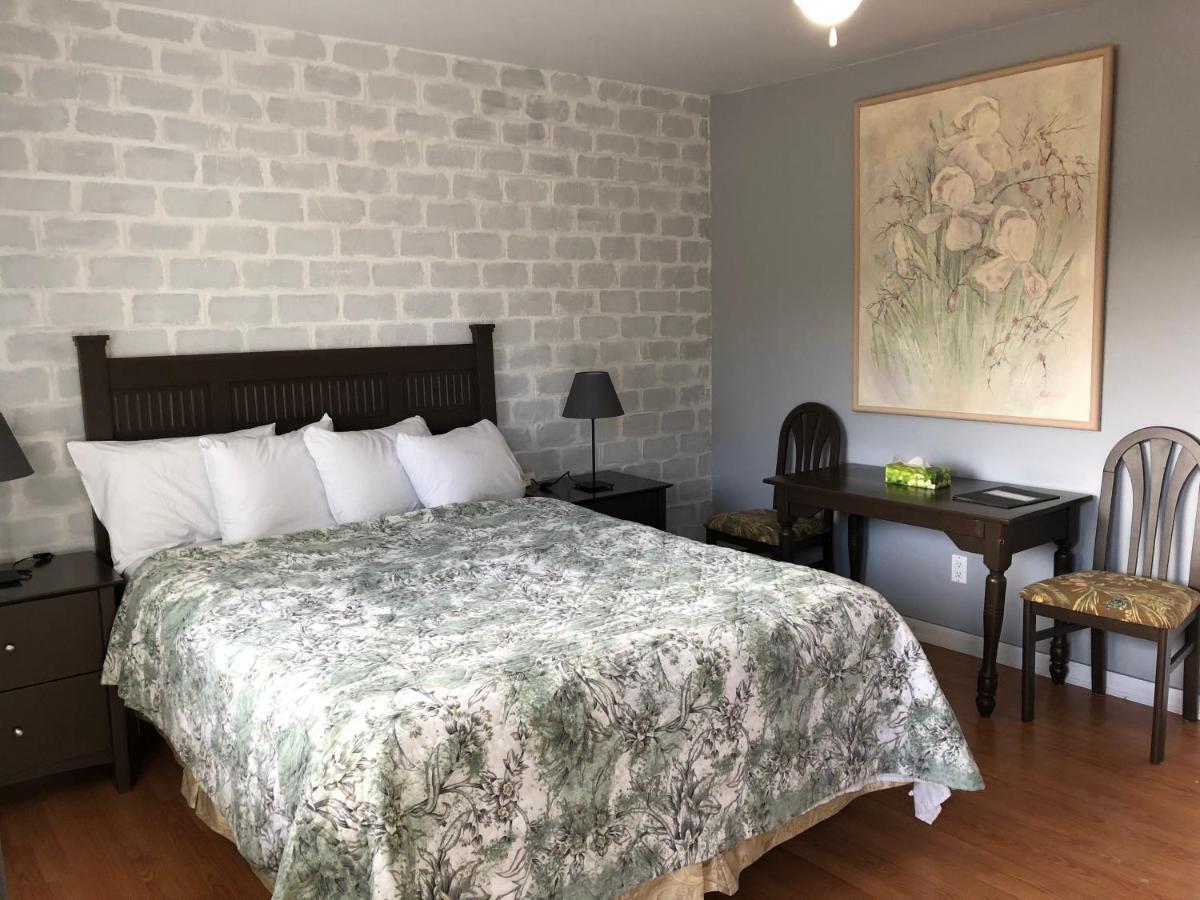 Auberge Restwell Motel Berry Mills Dış mekan fotoğraf